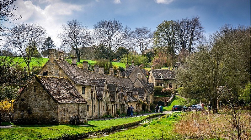 Cotswolds Small Group Tour - Including Lunch