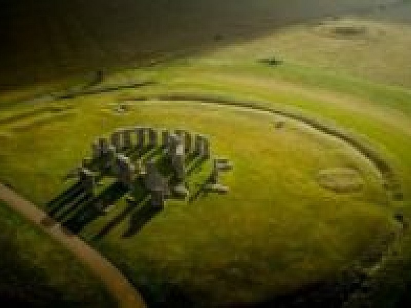 Windsor Castle, Stonehenge & Bath (Portuguese) - excluding Roman Baths